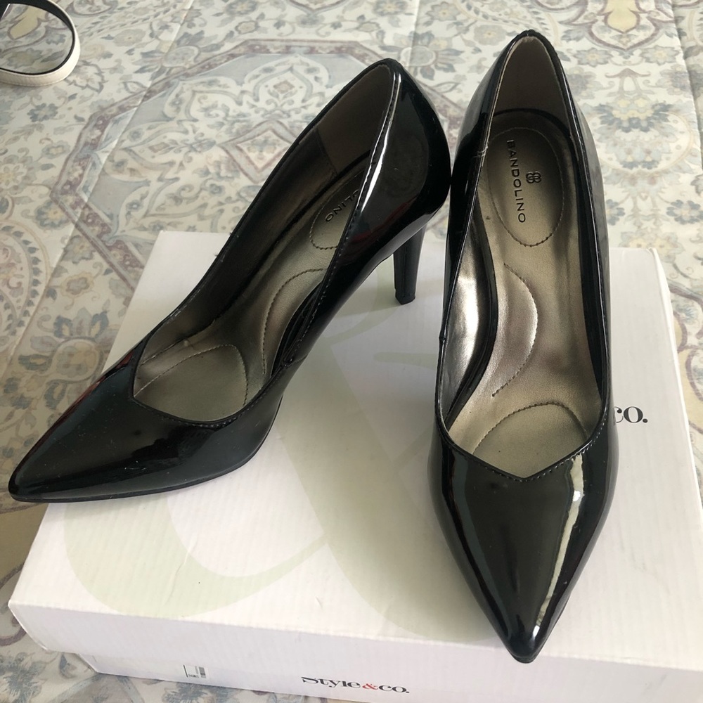 Bandolino high black shoes.